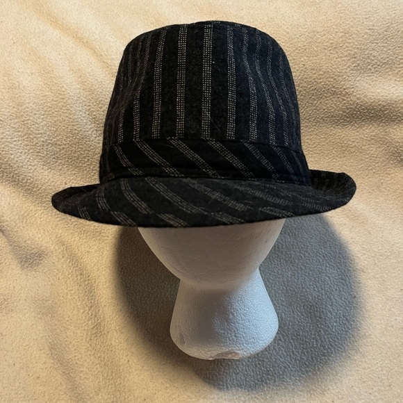 Free Authority Fedora Hat - Picture 4 of 6